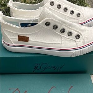 Solid Brown Leather-Look Panel